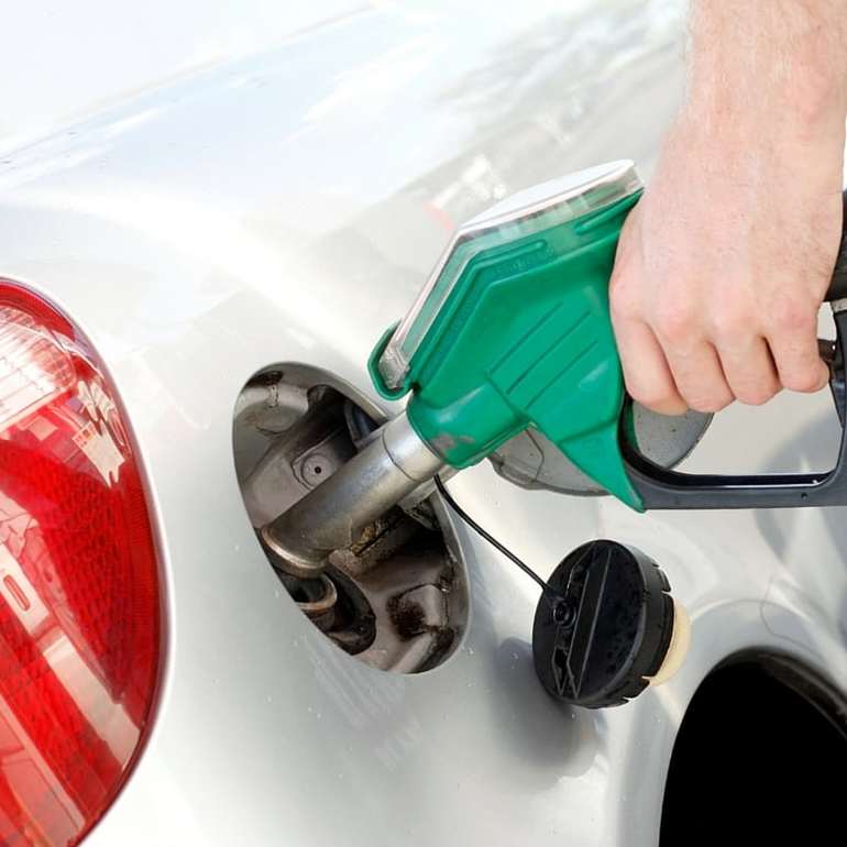 Рекомендации по заправки автомобиля бензином