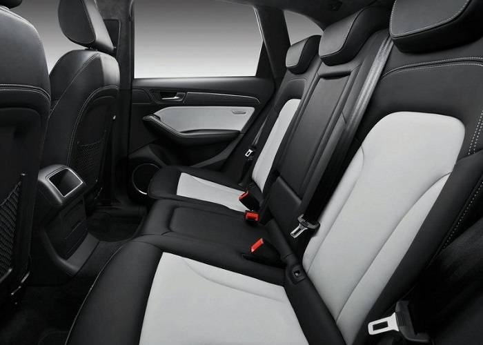 Салон Audi Q5 удобный и комфортный