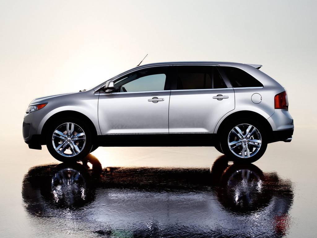 2013-Ford-Edge-SUV-SE-4dr-Front-wheel-Drive-Exterior-2