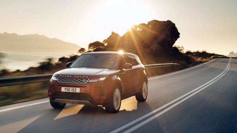 Новое поколение Range Rover Evoque вызывает интерес уже потому лишь, что слишком многое в кроссовере должно было измениться.