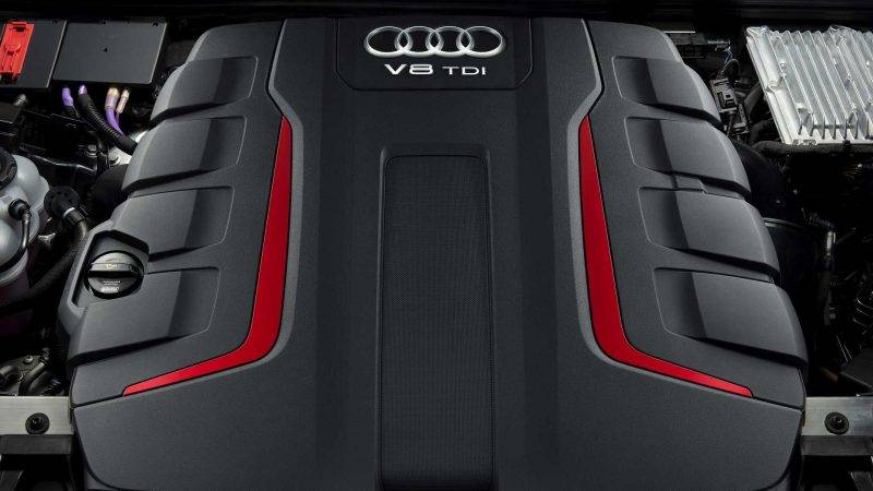 Audi готовит дебют пламенного флагмана с 429-сильным турбодизелем