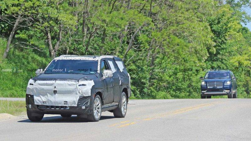 Новому Chevrolet Tahoe почти удалось скрыться от фотошпионов