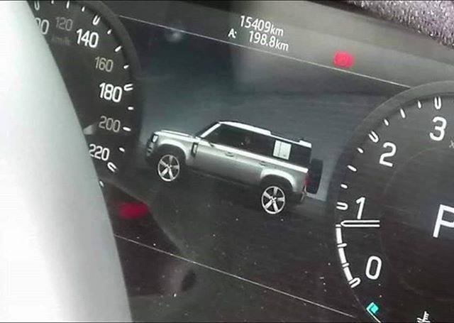 Land Rover Defender покажут вживую 10 сентября