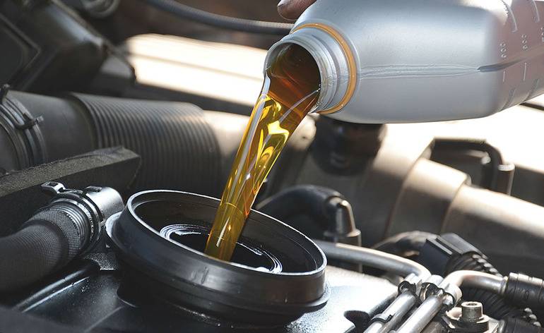 Как правильно выбирать моторное масло