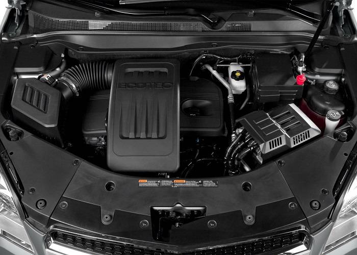 Chevrolet Equinox обладает 2,4-литровым бензиновым двигателем с мощностью 182 л. с.