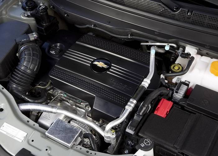 Двигатели в Chevrolet Captiva имеются в дизельном и бензиновом варианте