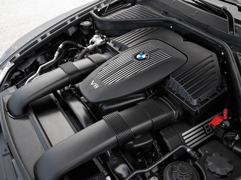 2007-BMW-X5-Engine-1920x1440