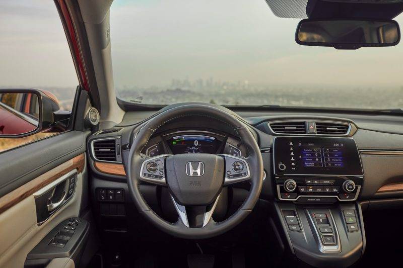 Новая Honda CR-V Hybrid: расход топлива и цены
